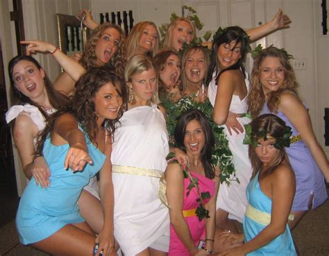 Wild College Sex Party Girls